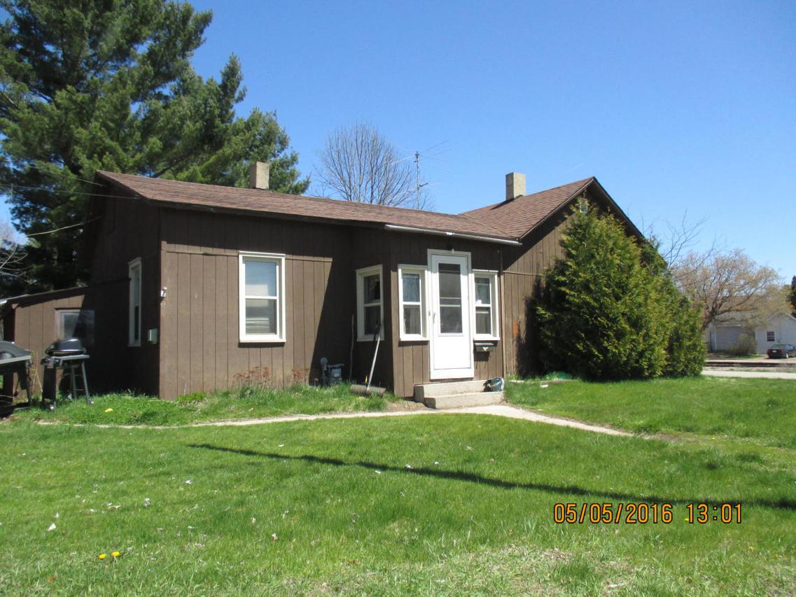 1065 Spruce St., Marinette, WI 54143