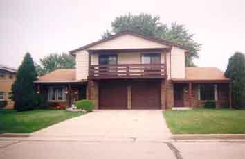9110 W Allerton Ave., Greenfield, WI 53228