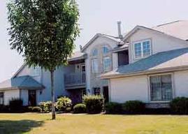 1055 Quinlan Dr., Pewaukee, WI 53072