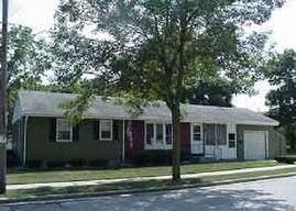 2303 Sunkist Ave., Waukesha, WI 53188