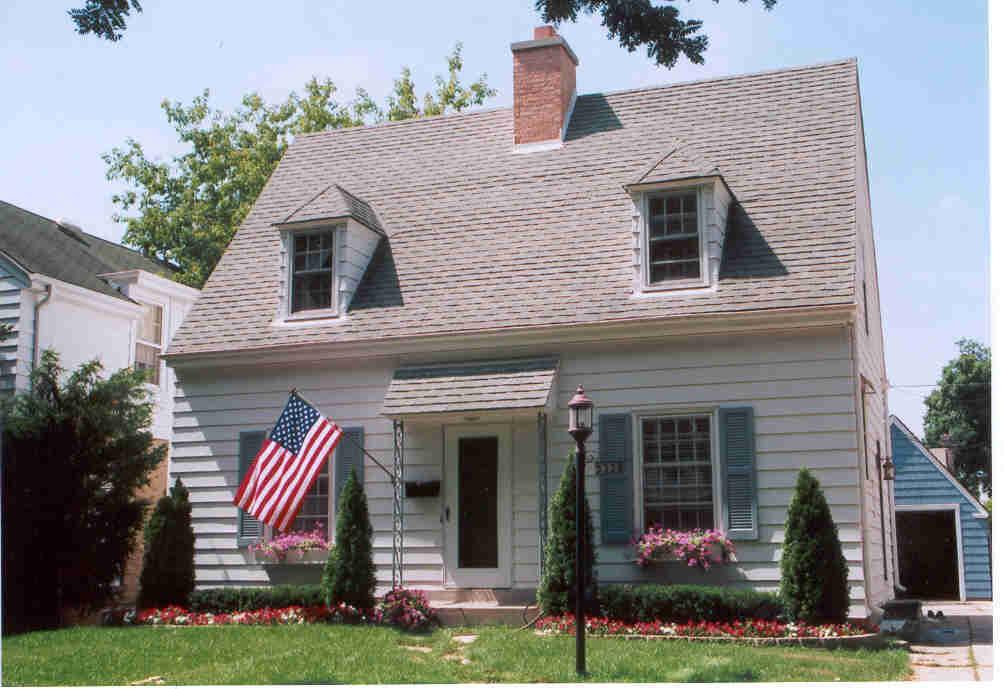 5329 N Shoreland Ave., Whitefish Bay, WI 53217