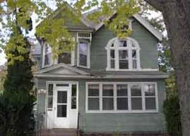 711 Division St., La Crosse, WI 54601