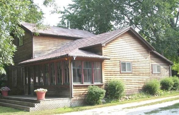 129 S Fourth St, Delavan, WI 53115