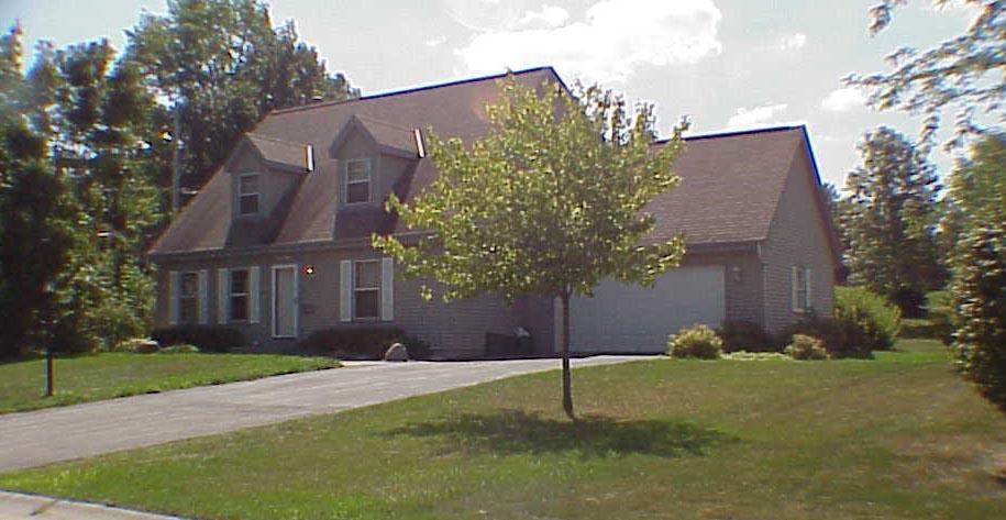 27517 W Wildflower Rd., Pewaukee, WI 53072