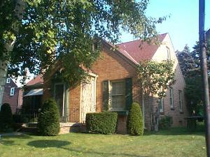 236 Hillcrest Ct., Sheboygan Falls, WI 53085