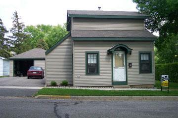 608 Delaware, Burlington, WI 53105