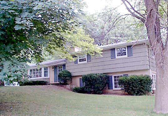 15540 Indian Creek Pkwy., Brookfield, WI 53005