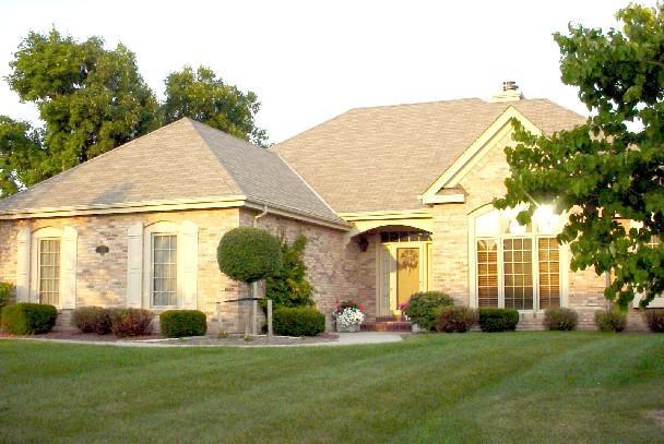 780 Willow Ln, Hartford, WI 53027