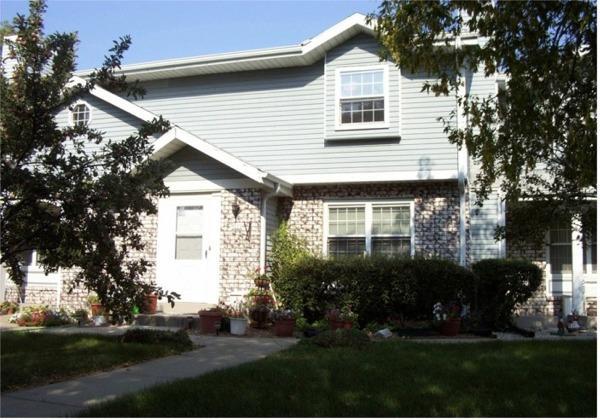 5221 W Loomis Rd., Greenfield, WI 53220