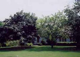 22071 W Indianwood Ct., Pewaukee, WI 53186