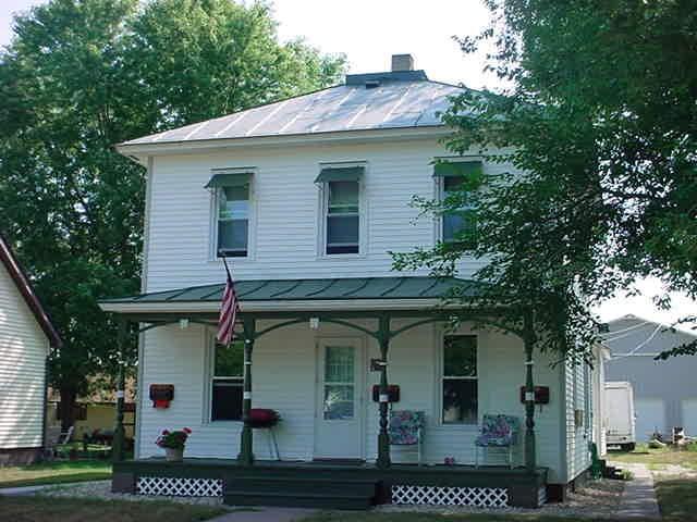 1812 Onalaska Ave., La Crosse, WI 54603