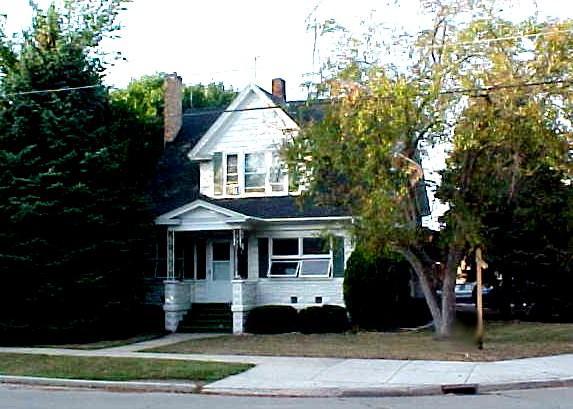 256 E Chestnut St., Burlington, WI 53105