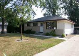 4825 Parry Ave., Caledonia, WI 53402