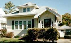 2172 N 65th St, Wauwatosa, WI 53213