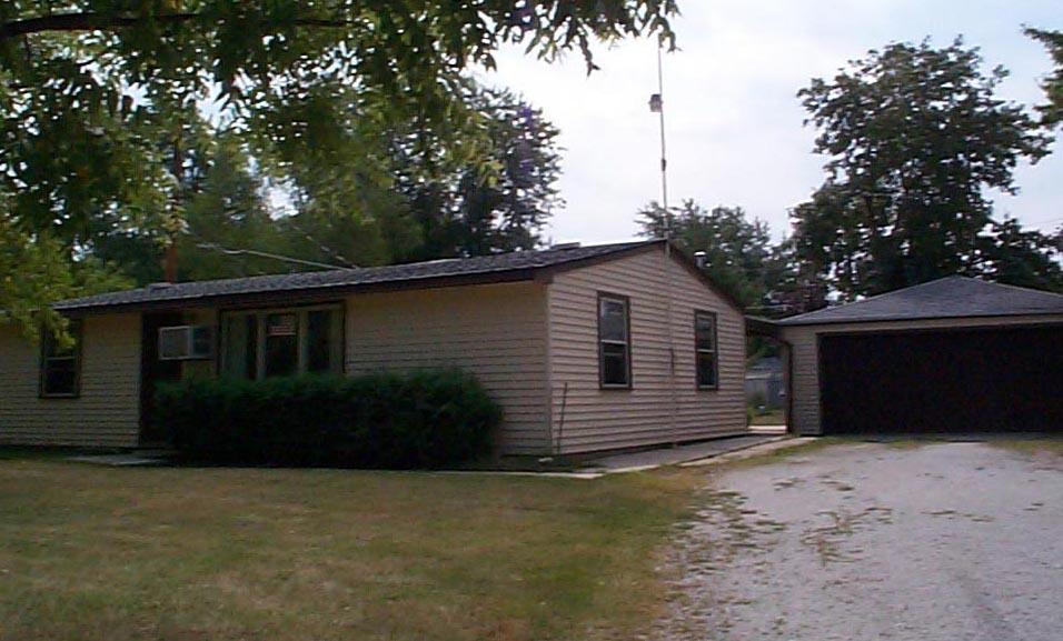 9411 Riverview Ln., Caledonia, WI 53108