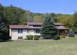 N5125 Greens Coulee Rd., Onalaska, WI 54650