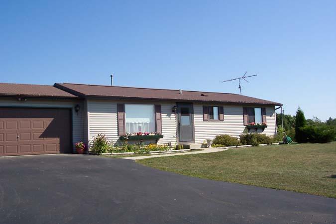 7184 W County Road  F, Mitchell, WI 53011
