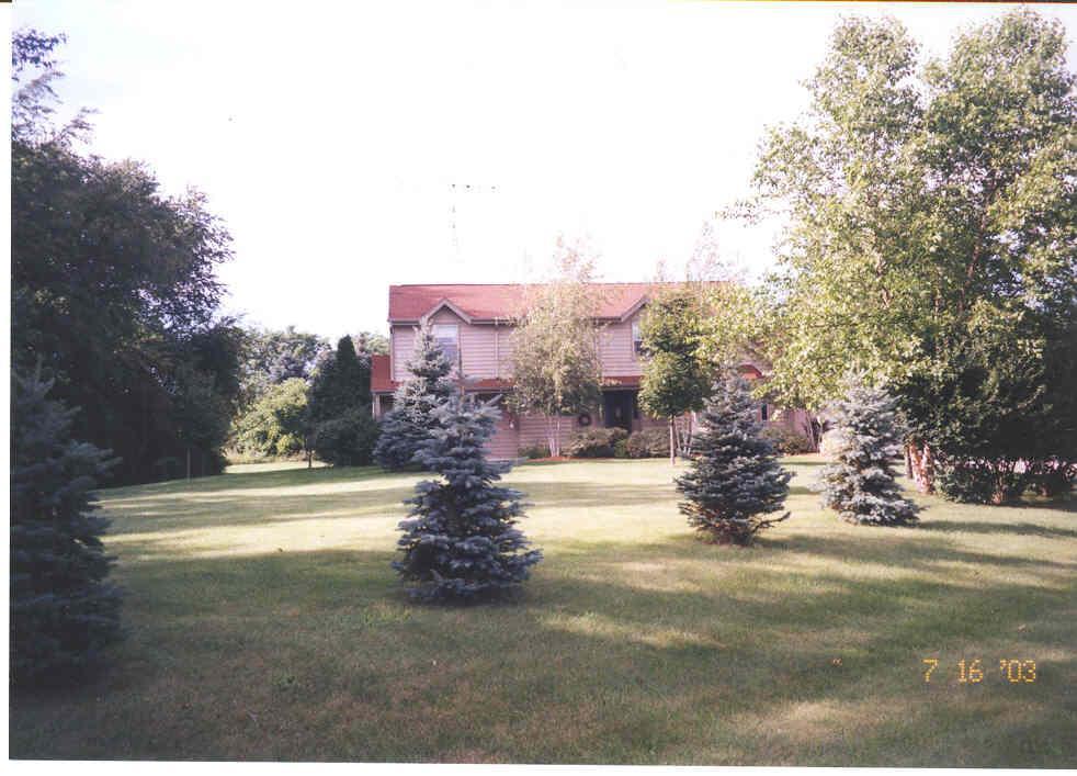 9661 N Sunset Dr., East Troy, WI 53120