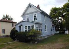 308 S 4th Ave., Onalaska, WI 54650