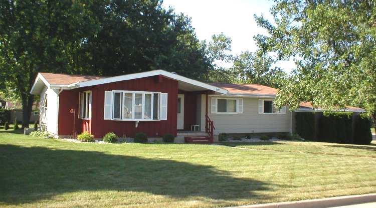 209 Robin Ave., Chilton, WI 53014