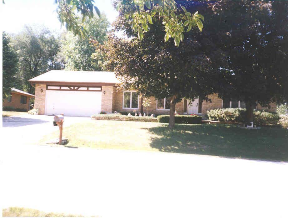 4269 S 79th St., Greenfield, WI 53220