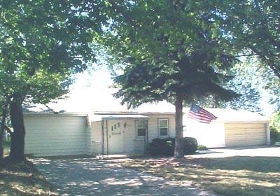8947 S 15th Ave., Oak Creek, WI 53154