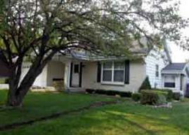 430 E Wynbrook Dr., Oak Creek, WI 53154