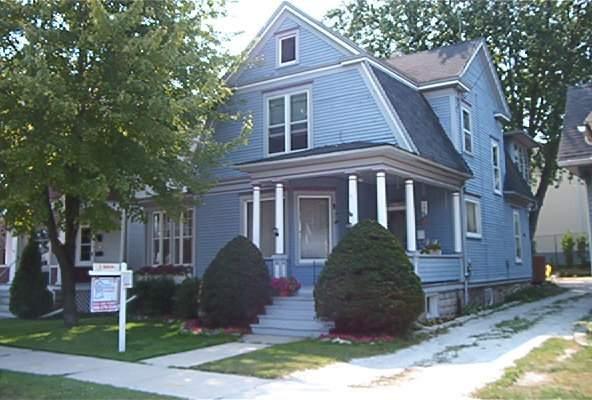 225 Chestnut W St., Burlington, WI 53105