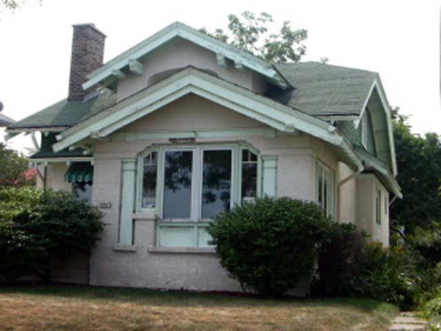 2965 S Shore Dr., Milwaukee, WI 53207