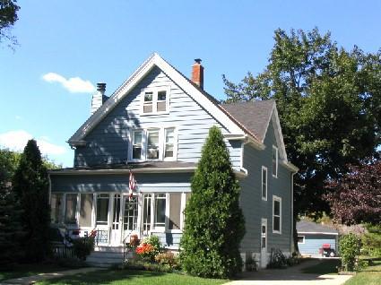 5841 S 109th St., Hales Corners, WI 53130