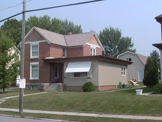 109 Fairview Dr., Plymouth, WI 53073