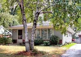 11831 W Oxford Pl., Wauwatosa, WI 53226