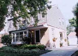6148 N Santa Monica Blvd, Whitefish Bay, WI 53217