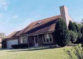 2851 Hilltop Ln., Franklin, WI 53132