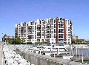 333 Lake Ave. #102, Racine, WI 53403