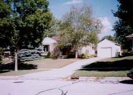 223 S Silverbrook Dr., West Bend, WI 53095