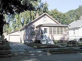 2052 Cleveland Ave., Racine, WI 53405