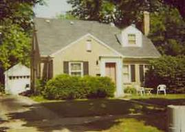 2218 W Arbor, Glendale, WI 53209