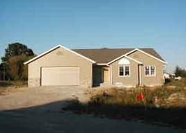 3884 Riegle Ct., Hartford, WI 53086