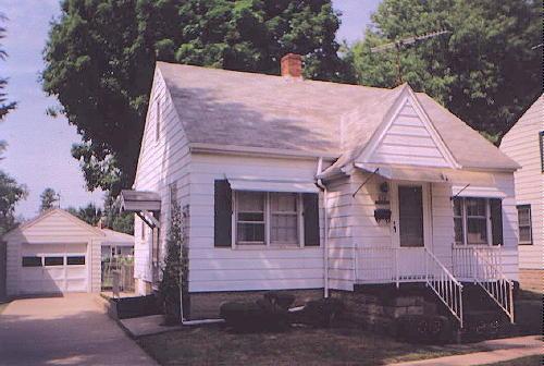 624 N Grandview Blvd., Waukesha, WI 53188