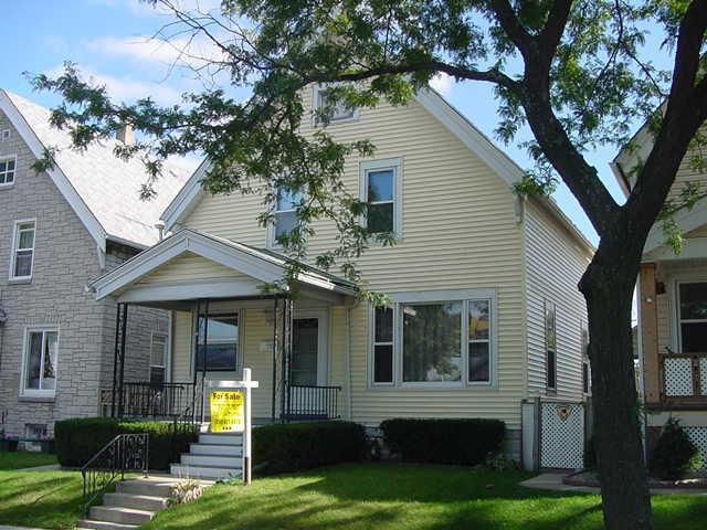 1227 E Russell, Milwaukee, WI 53207