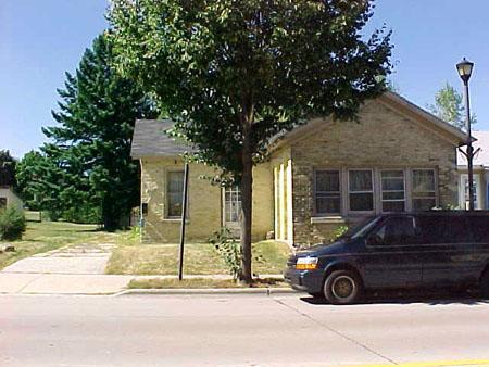 1624 Barton Ave., West Bend, WI 53090