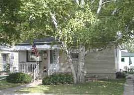 1627 West Lawn Ave., Racine, WI 53405