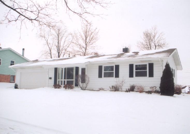 828 Woodland Ave., Port Washington, WI 53074