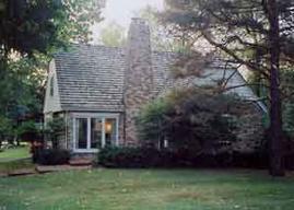 202 W Willow Rd, Fox Point, WI 53217