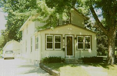 44 S Chestnut, Oconomowoc, WI 53066