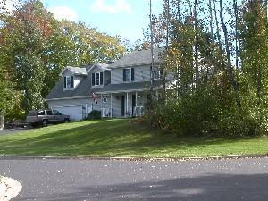 904 Ridgeway Cir, Fredonia, WI 53021
