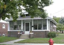 804 74th St, Kenosha, WI 53143