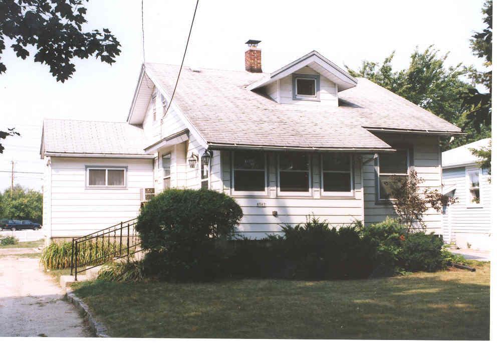 8567 N 42nd St., Brown Deer, WI 53209