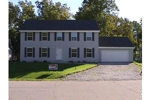 5801 Finch Ln., Caledonia, WI 53402